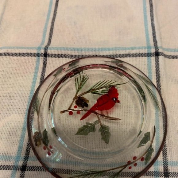 Cardinal & Holly on a Clear Glass Dish with Red Ri - Picture 6 of 11